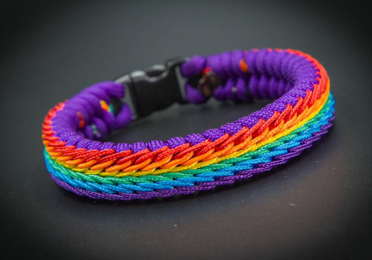 Rainbow Stitched Fishtail Paracord Bracelet (Charcoal Grey)