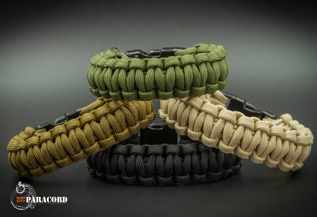 Bracelet en paracorde camouflage vert 550 - Survie avec nœud cobra Bracelet en paracorde camouflage vert 550 - Survie avec nœud cobra