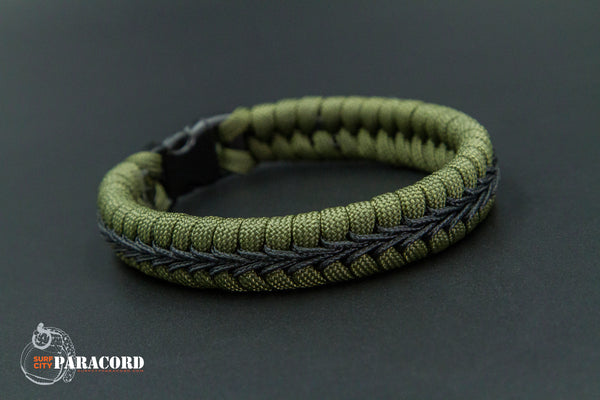 Sheriff Paracord Stitched Fishtail Bracelet (Olive Drab