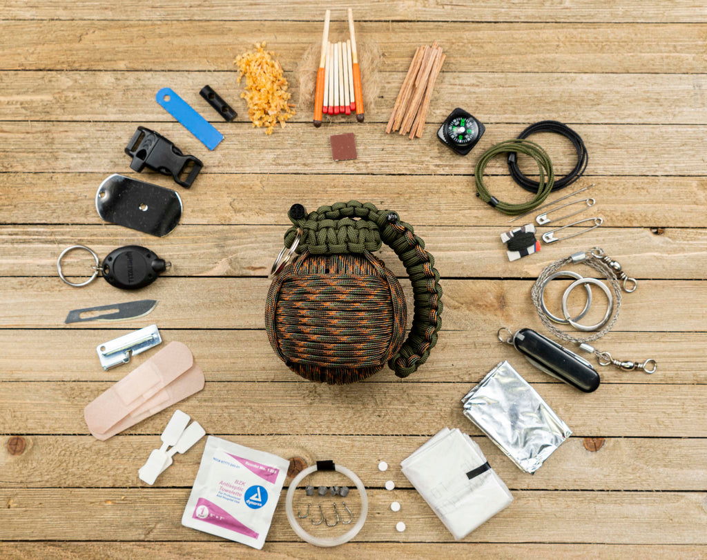 Bug Out Frag Advanced Paracord Survival Kit (Maple Camo)