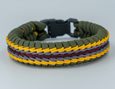 Wide Stitched Fishtail Paracord Bracelet (Daimyo) – Surf City Paracord, Inc.