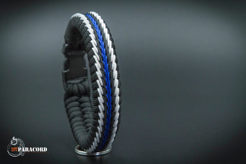Thin Blue Line Flag Stitched Fishtail Paracord Bracelet.